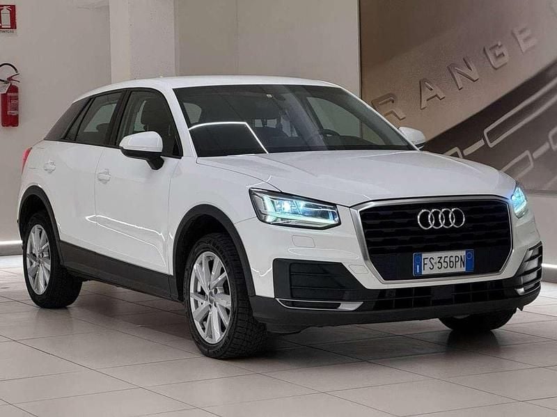 Usata Audi Q2 Business 116 CV (85 kW) 2018 Bianco SUV
