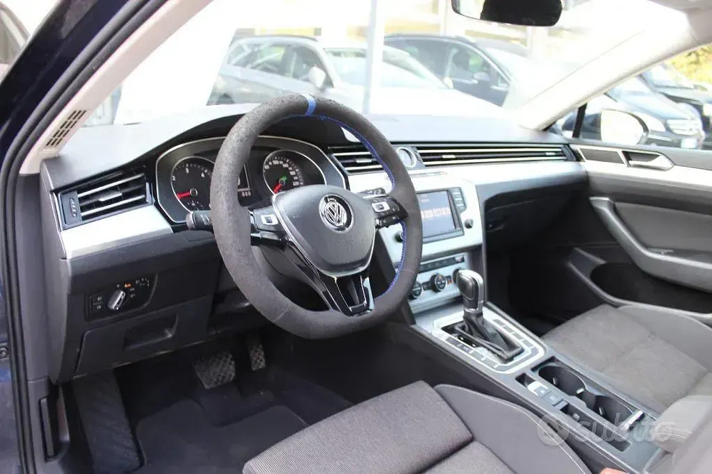 Occasion VW Passat Comfortline 120 ch (88 kW) 2017 Bleue Break