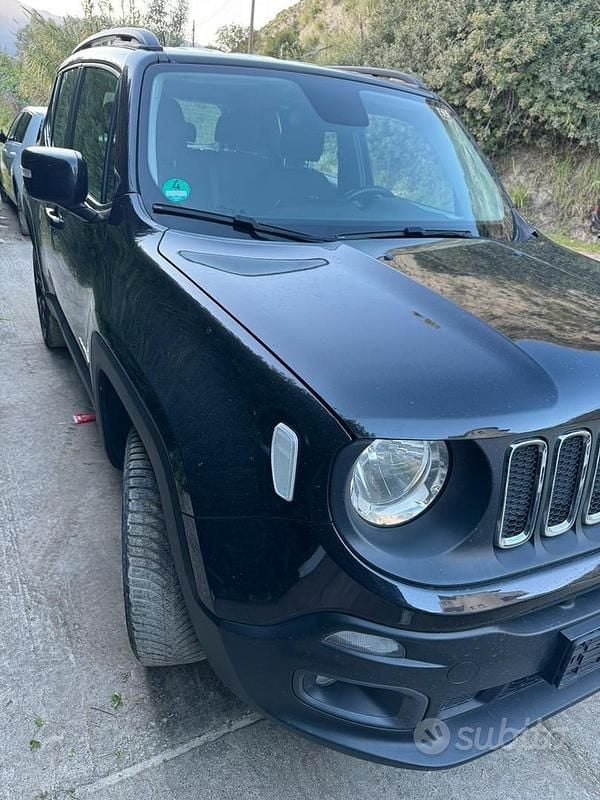 Usata Jeep Renegade 140 CV (102 kW) 2015 Nero SUV