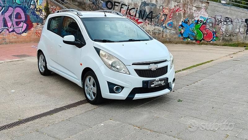Usata Chevrolet Spark LT 82 CV (60 kW) 2010 Bianco Utilitaria