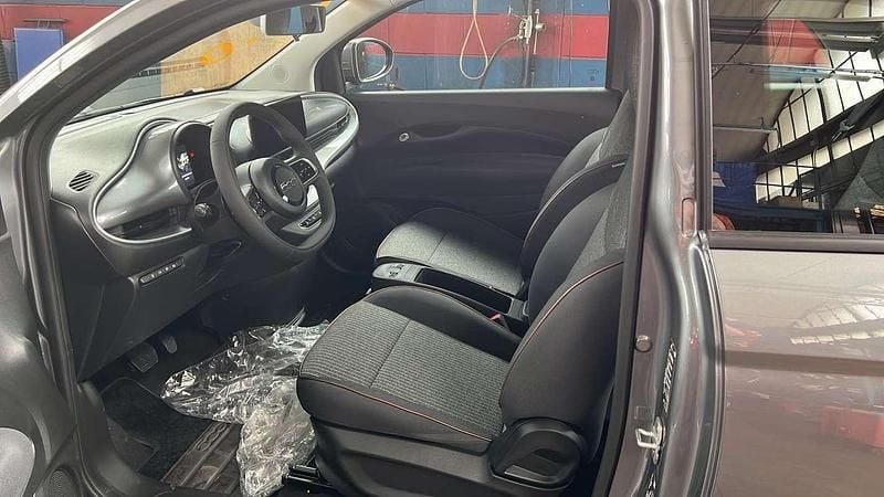 Usata Fiat 500e La Prima 86 kW (118 CV) 2021 Utilitaria