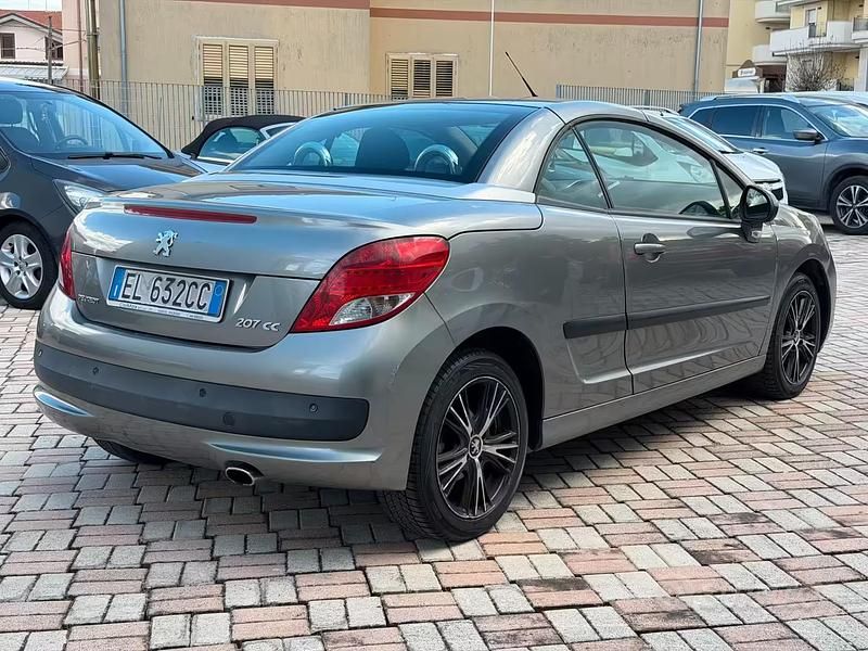 Usata Peugeot 207 CC Allure 112 CV (82 kW) 2011 Grigio Cabrio
