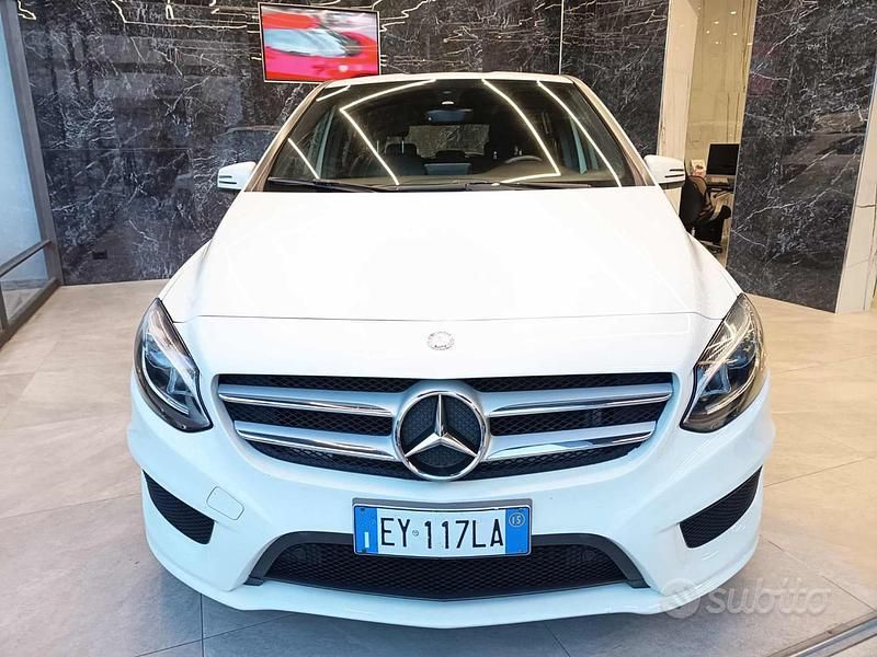 Usata Mercedes B180 Premium 109 CV (80 kW) 2015 Bianco Monovolume