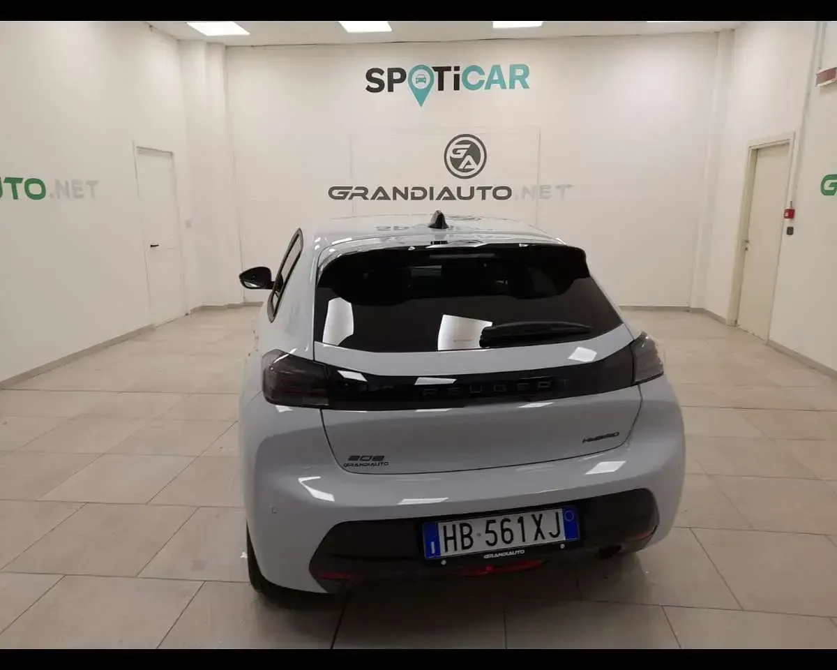 Usata Peugeot 208 Business-Line 110 CV (80 kW) 2025 Bianco Utilitaria
