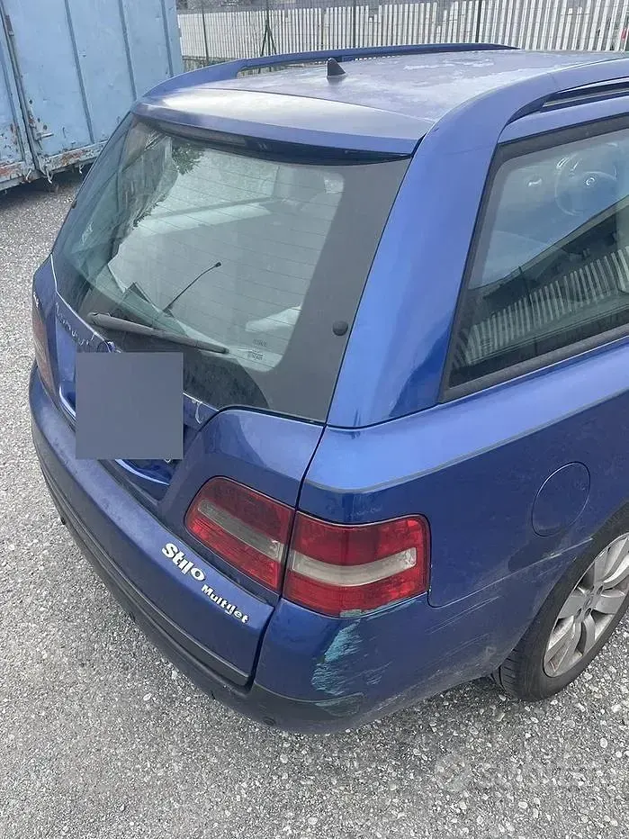 Usata Fiat Stilo 120 CV (88 kW) 2006 Bluazzurro Station wagon