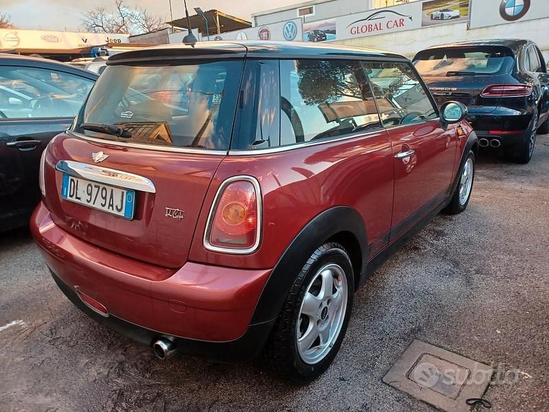 Usata Mini Cooper 89 CV (65 kW) 2007 Rosso Utilitaria