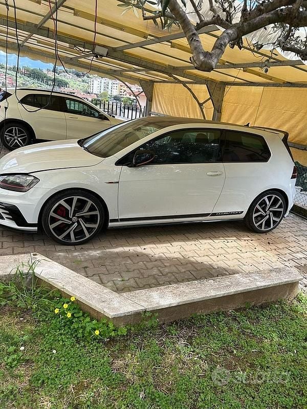 Usata VW Golf VII GTI Clubsport 400 CV (294 kW) 2017 Utilitaria