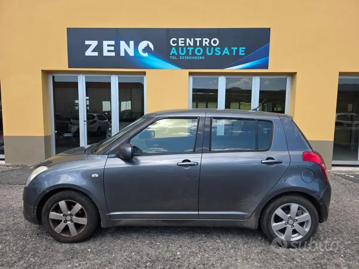 Usata Suzuki Swift GL 92 CV (67 kW) 2009 Grigio Utilitaria