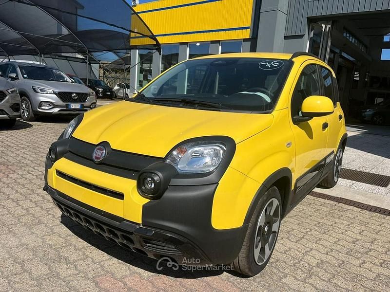 Usata Fiat Panda S 70 CV (51 kW) 2024 Giallo Utilitaria