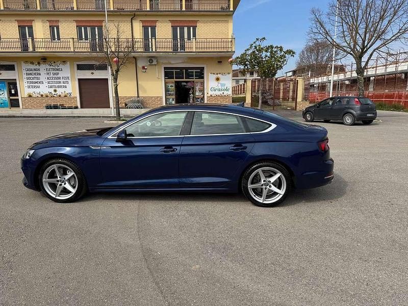Usata Audi A5 Sportback Ambiente 190 CV (139 kW) 2018 Blu/azzurro Utilitaria