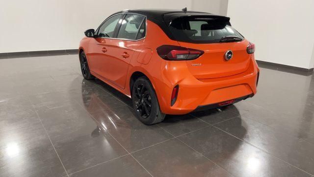 Usata Opel Corsa GS Line 102 CV (75 kW) 2022 Arancione Berlina