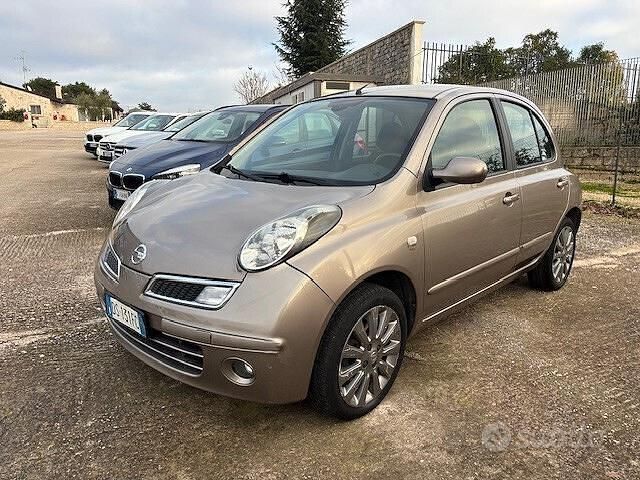 Usata Nissan Micra 88 CV (64 kW) 2008 Marrone Berlina