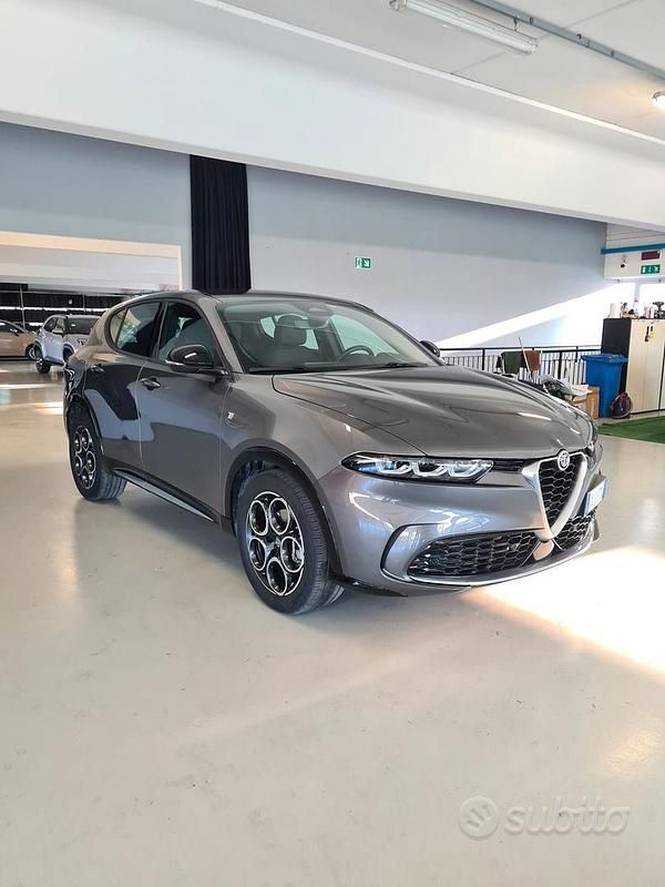 Usata Alfa Romeo Tonale Ti 131 CV (96 kW) 2024 Grigio SUV