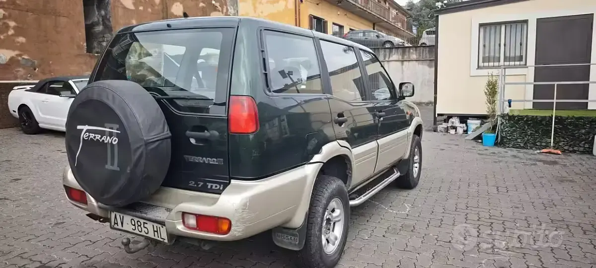 Usata Nissan Terrano 125 CV (91 kW) 1997 Verde SUV