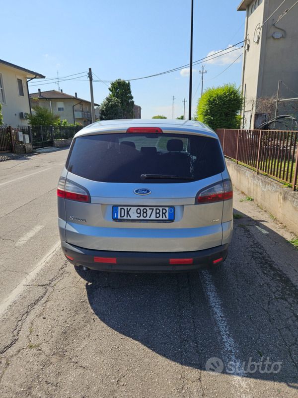 Usata Ford S-MAX S 145 CV (106 kW) 2007 Grigio Monovolume