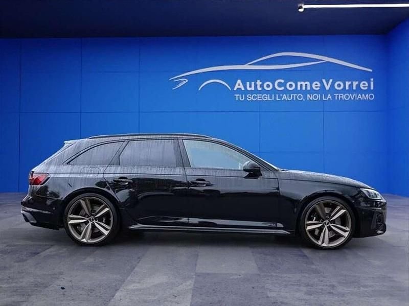 Usata Audi RS4 Comfort 450 CV (330 kW) 2023 Nero Station wagon