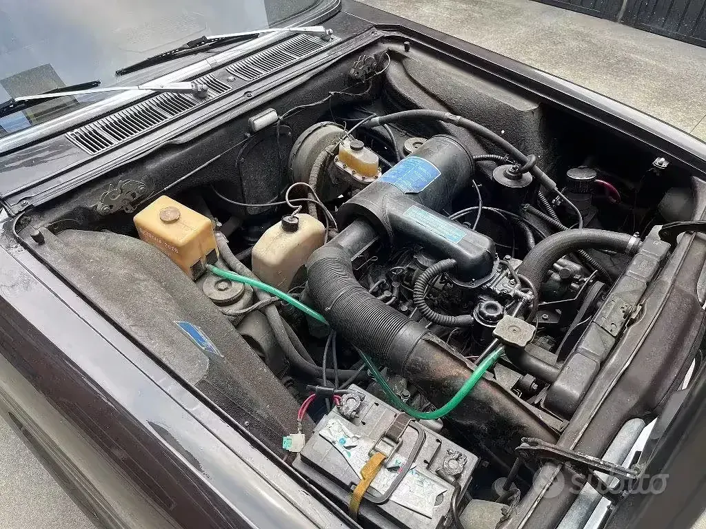 Usata Lancia 2000 116 CV (85 kW) 1970 Marrone Berlina