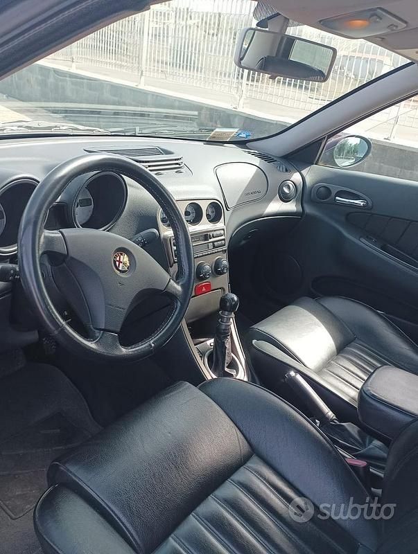 Usata Alfa Romeo 156 190 CV (139 kW) 1999 Grigio Berlina