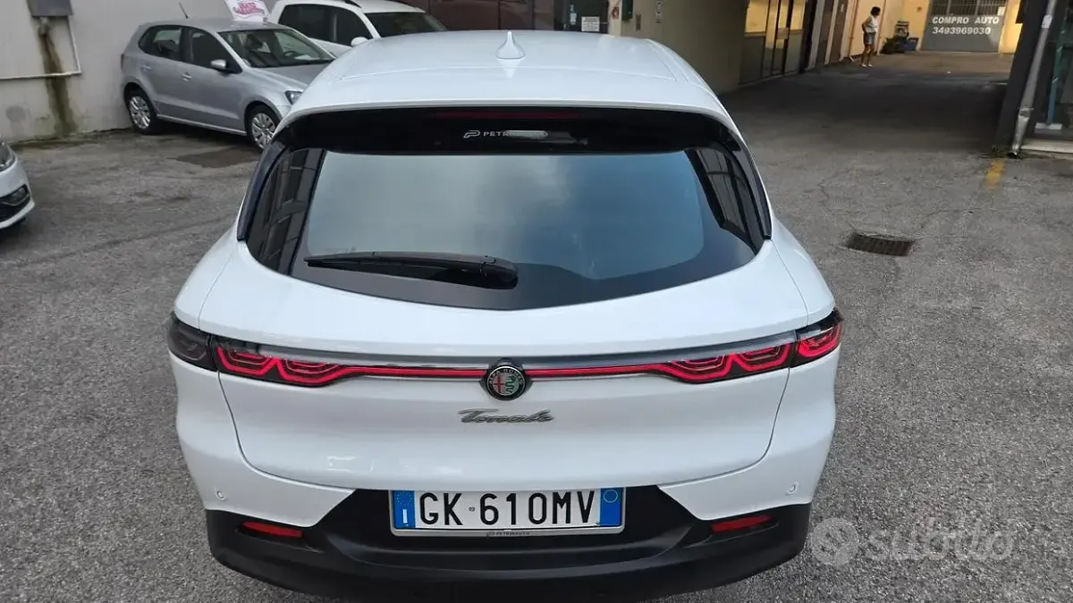 Usata Alfa Romeo Tonale Ti 131 CV (96 kW) 2023 Bianco SUV