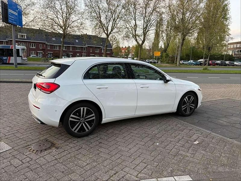 Usata Mercedes A180 116 CV (85 kW) 2021 Bianco Berlina