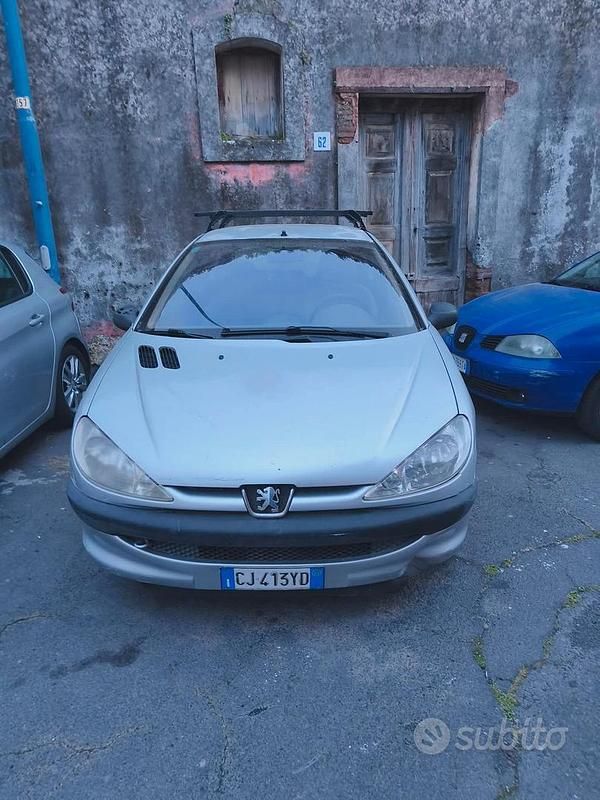 Usata Peugeot 206 2003 Grigio Utilitaria