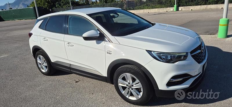 Usata Opel Grandland X 131 CV (96 kW) 2018 Bianco SUV