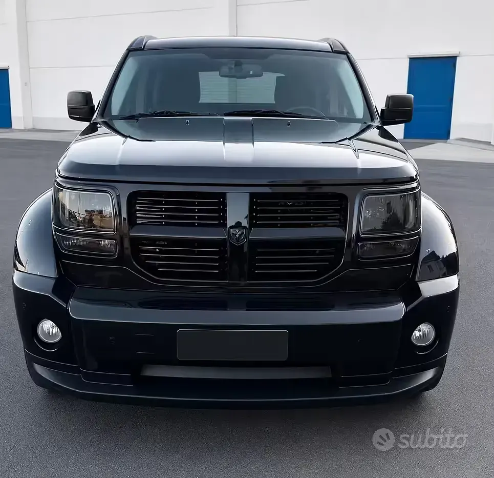 Usata Dodge Nitro SXT 177 CV (130 kW) 2010 Nero SUV