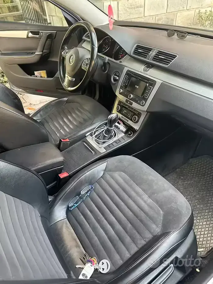 Usata VW Passat Highline 170 CV (125 kW) 2011 Grigio Station wagon