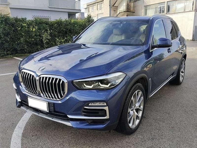 Usata BMW X5 231 CV (169 kW) 2020 Blu/azzurro SUV