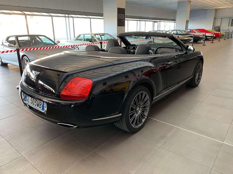 Usata Bentley Continental GT Convertible 610 CV (448 kW) 2009 Nero metallizzato Cabrio