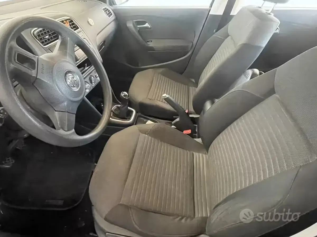 Usata VW Polo 75 CV (55 kW) 2013 Nero Utilitaria