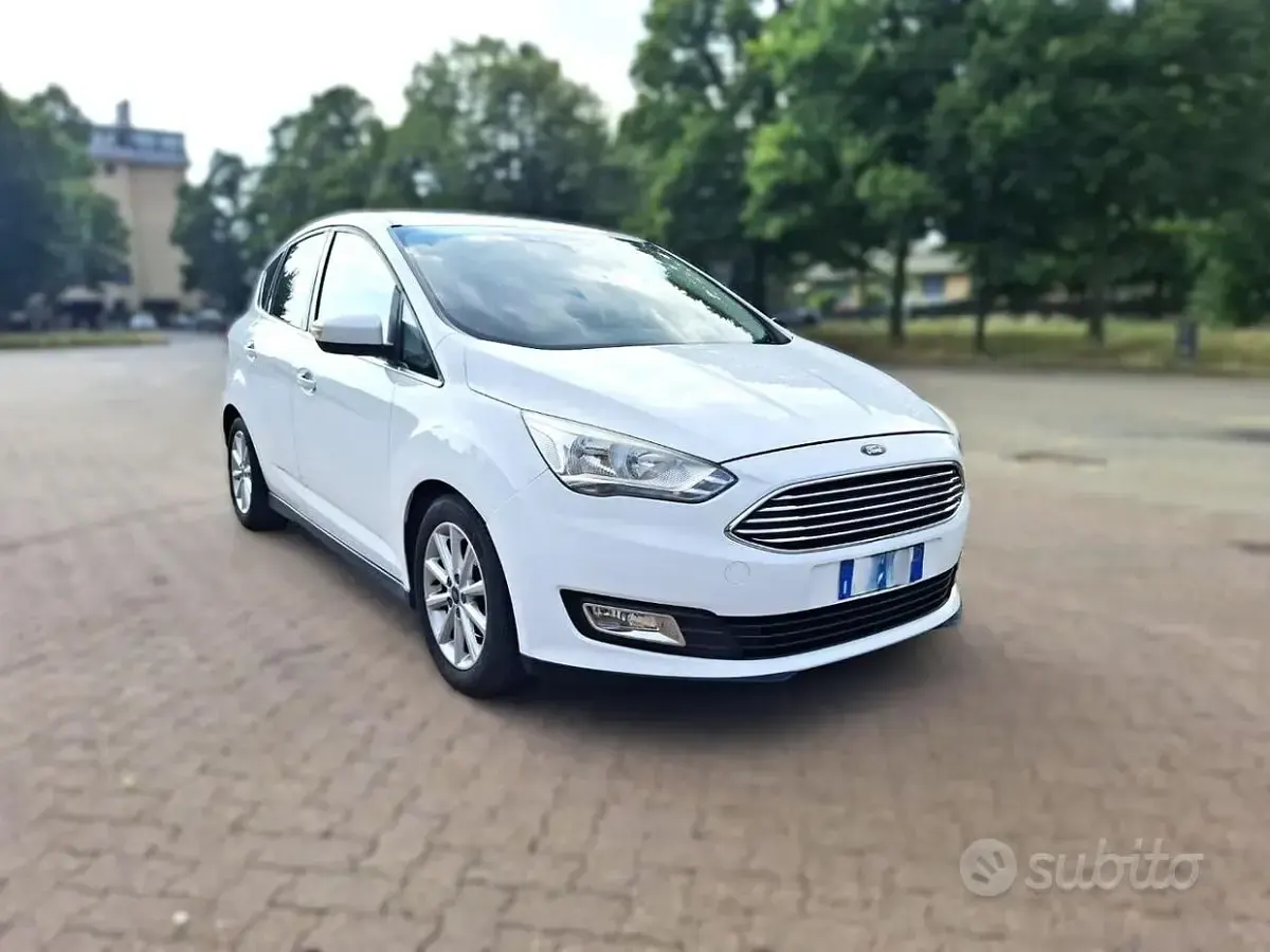 Usata Ford C-MAX Titanium 120 CV (88 kW) 2017 Bianco Monovolume