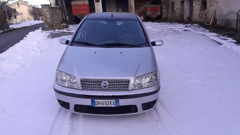 Usata Fiat Punto Classica 60 CV (44 kW) 2007 Argento Berlina