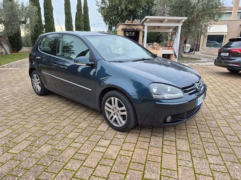 Usata VW Golf VI Comfortline 104 CV (76 kW) 2009 Blu Utilitaria