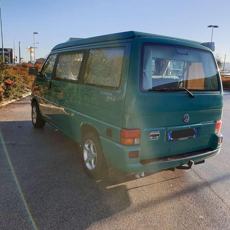 Usata VW Caravelle California 68 CV (50 kW) 1997 Verde Monovolume