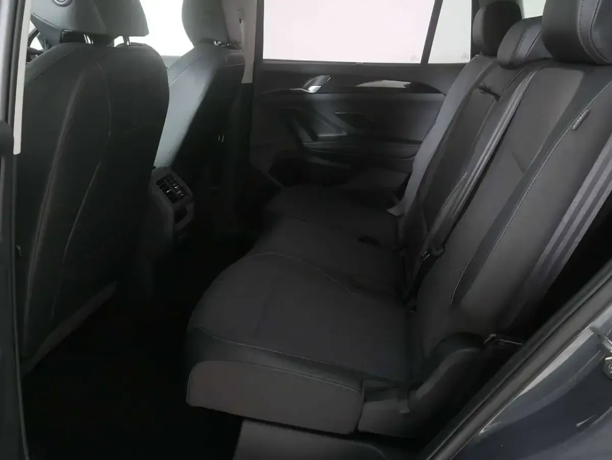 Usata VW Tayron Life 150 CV (110 kW) 2025 Dolphin grey SUV