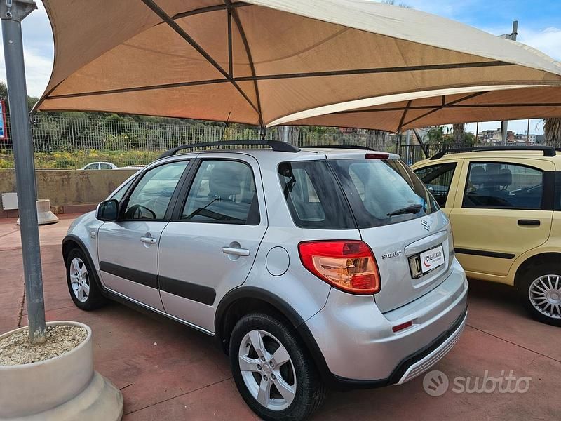 Usata Suzuki SX4 90 CV (66 kW) 2008 Grigio SUV