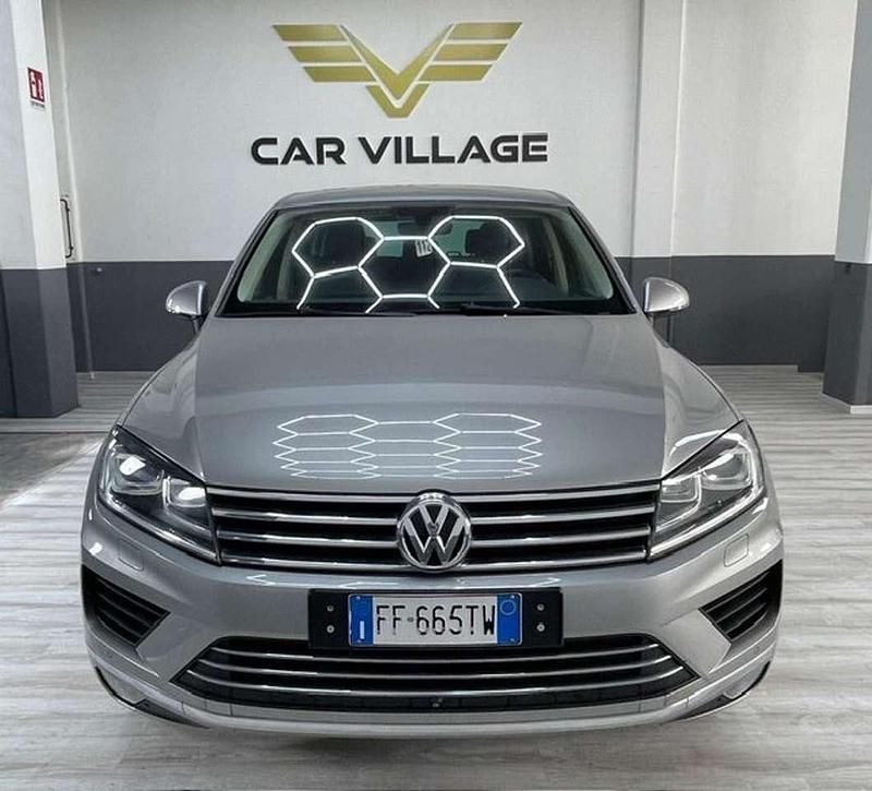 Argento Usata 2016 VW Touareg Executive SUV | 20.000 € (Ottimo prezzo) - Immagine 1/4