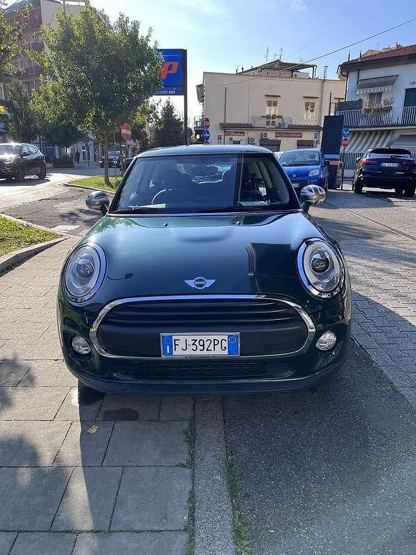 Usata Mini ONE 75 CV (55 kW) 2017 Verde Utilitaria