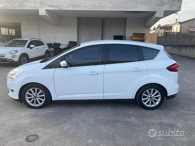 Usata 2016 Ford C-MAX Titanium Monovolume | 4500 € (Ottimo prezzo) - Immagine 1/4