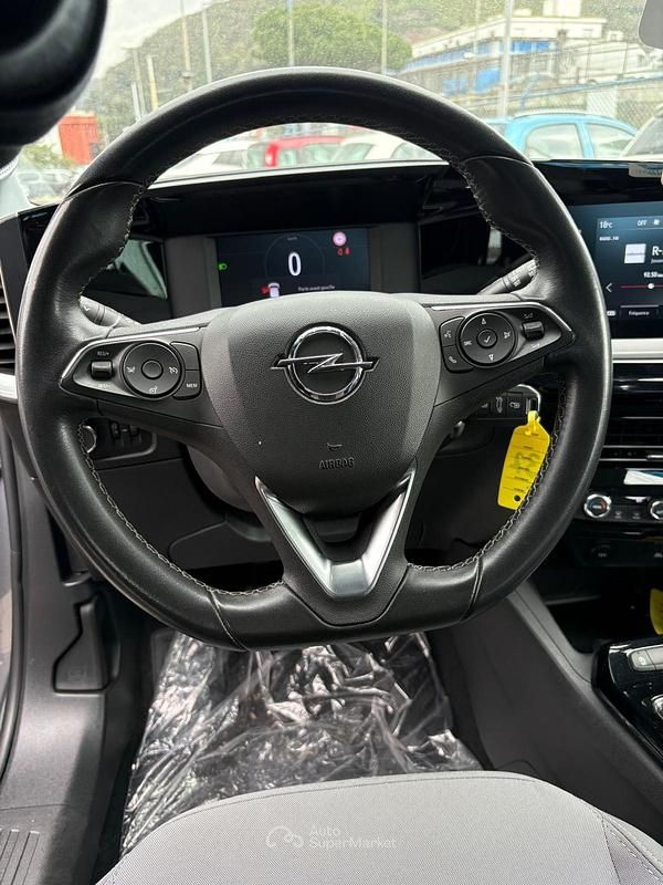 Usata Opel Mokka Ultimate 110 CV (80 kW) 2023 Gray SUV