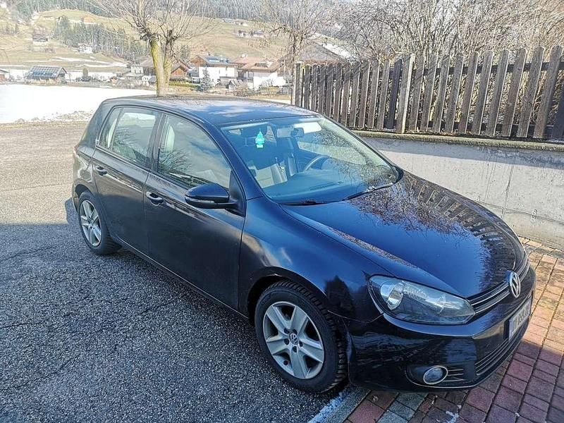 Usata 2010 VW Golf VI Comfortline Tre volumi | 3000 € (Super prezzo) - Immagine 1/4