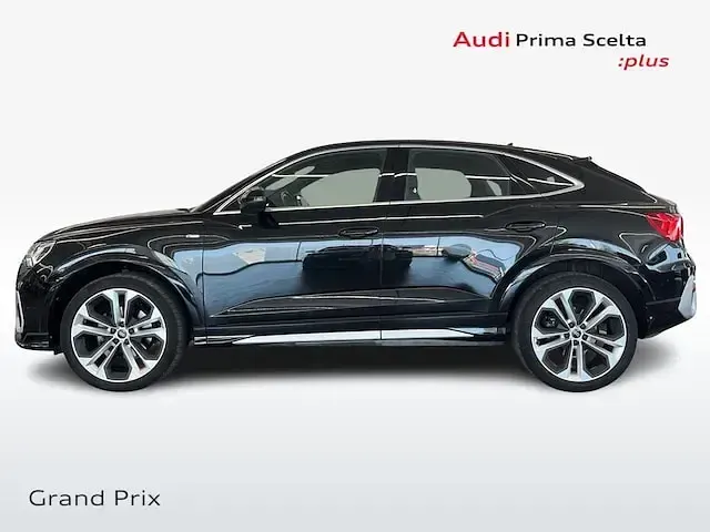 Usata Audi Q3 Sportback S-Line 150 CV (110 kW) 2023 Nero mythos metallizzato SUV