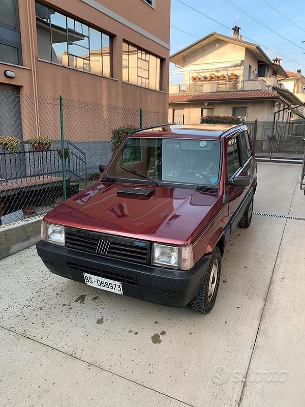Usata 1991 Fiat Panda 4x4 Trekking Due volumi | 10.000 € - Immagine 1/4