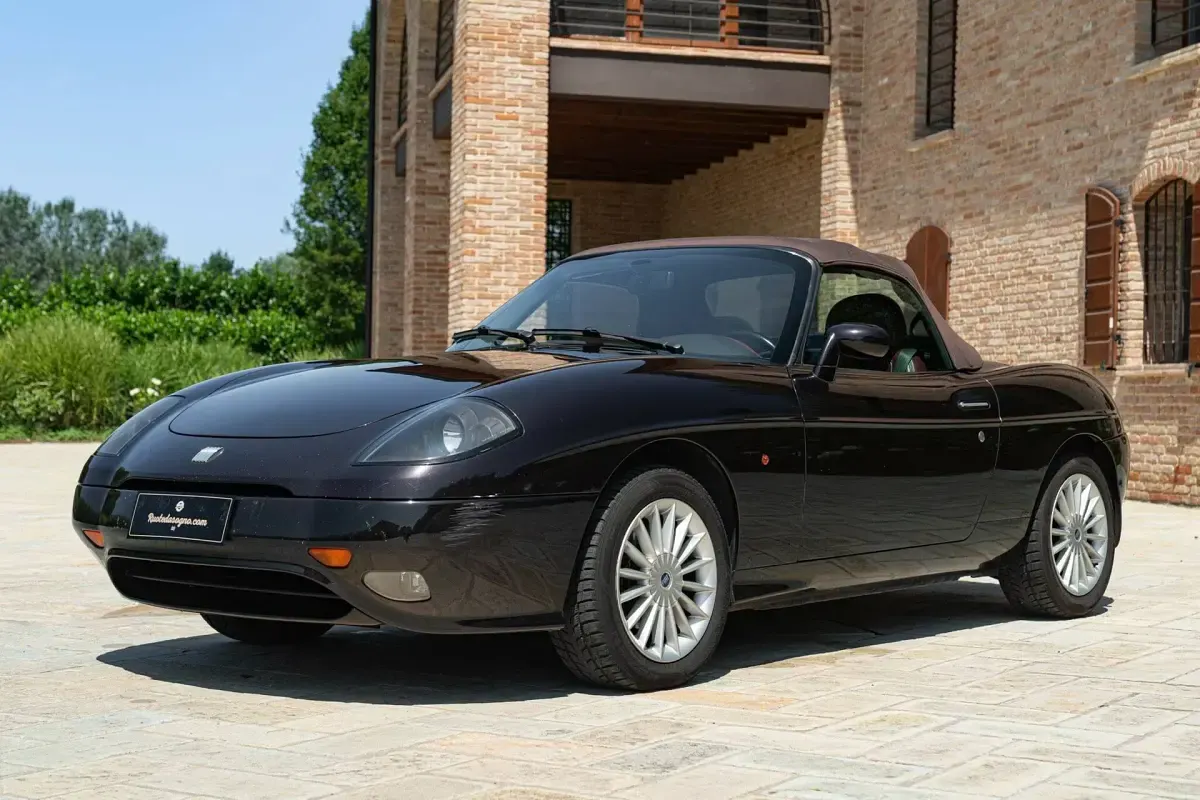 Usata Fiat Barchetta 131 CV (96 kW) 1999 Nero Cabrio