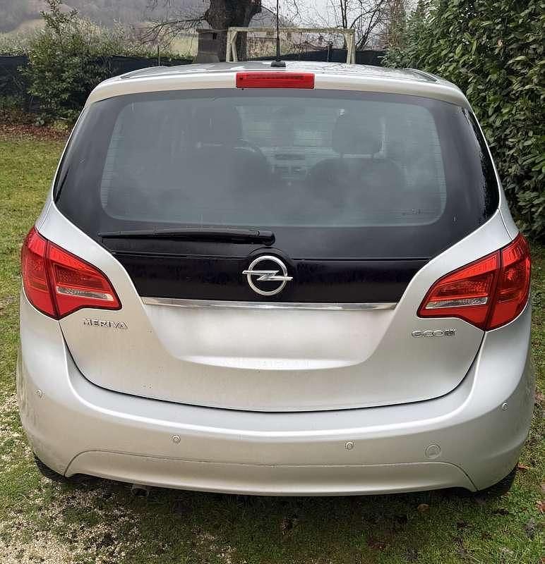 Usata Opel Meriva Cosmo 95 CV (69 kW) 2013 Argento Monovolume