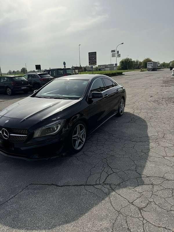 Usata Mercedes CLA220 170 CV (125 kW) 2014 Berlina