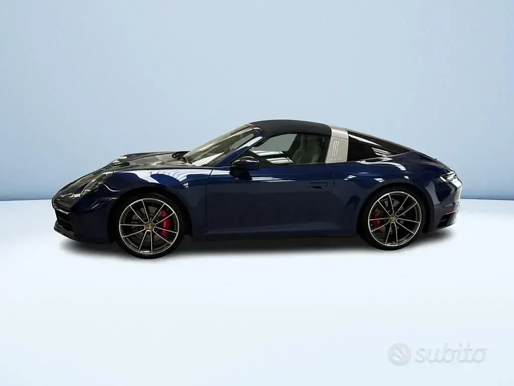 Käytetty Porsche 911 450 HP (330 kW) 2022 Sininen Avoauto