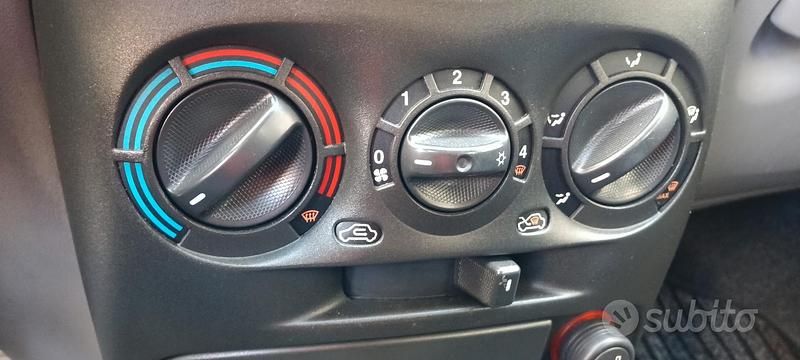 Usata Fiat Punto 2002 Grigio Utilitaria