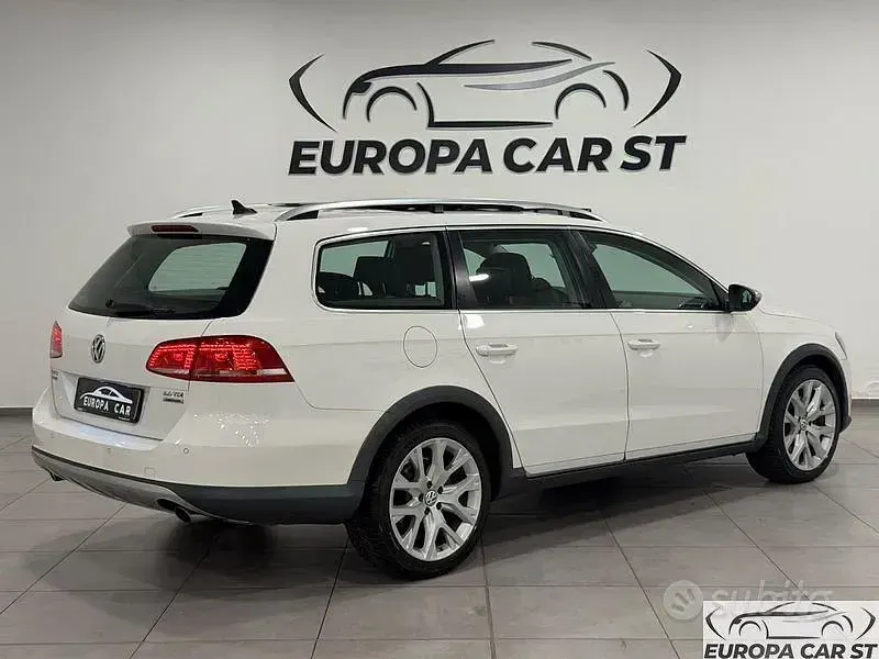 Usata VW Passat Alltrack 177 CV (130 kW) 2013 Bianco Station wagon